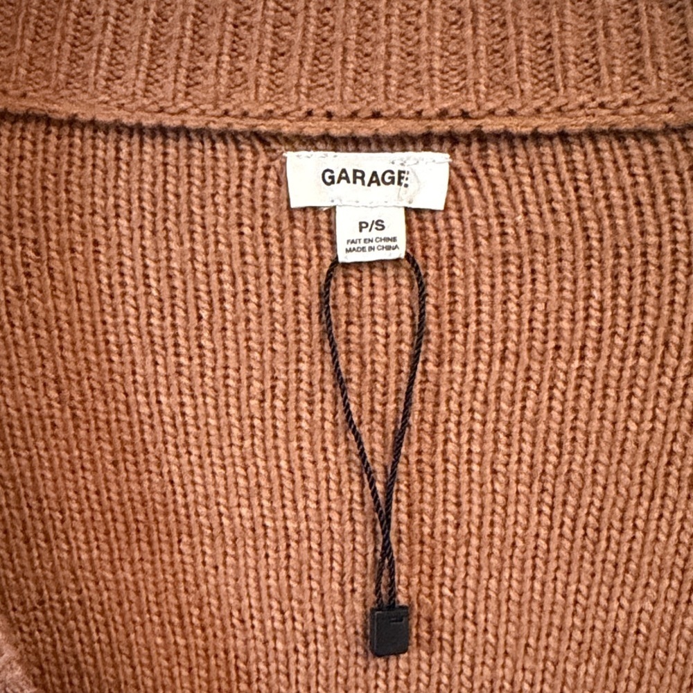 Garage Women's New P/S Brown Plaid Button Down V Neck Cropped Cardigan Sweater - Picture 3 of 10